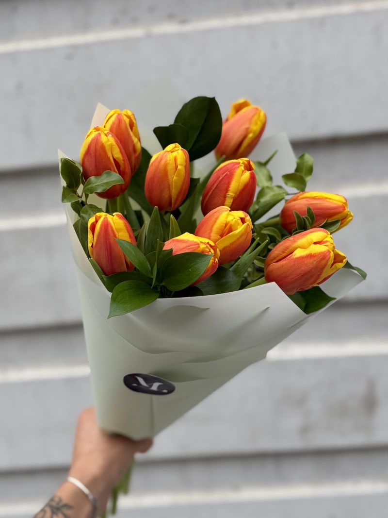 Ramo 10 Tulipanes
