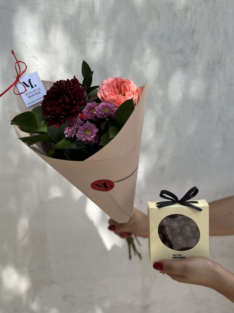 AMOR: Pack Trilogía + Avellanas de Chocolate